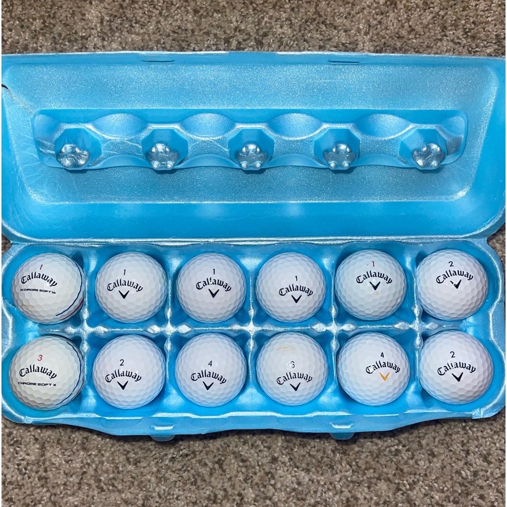 12 Golf Balls